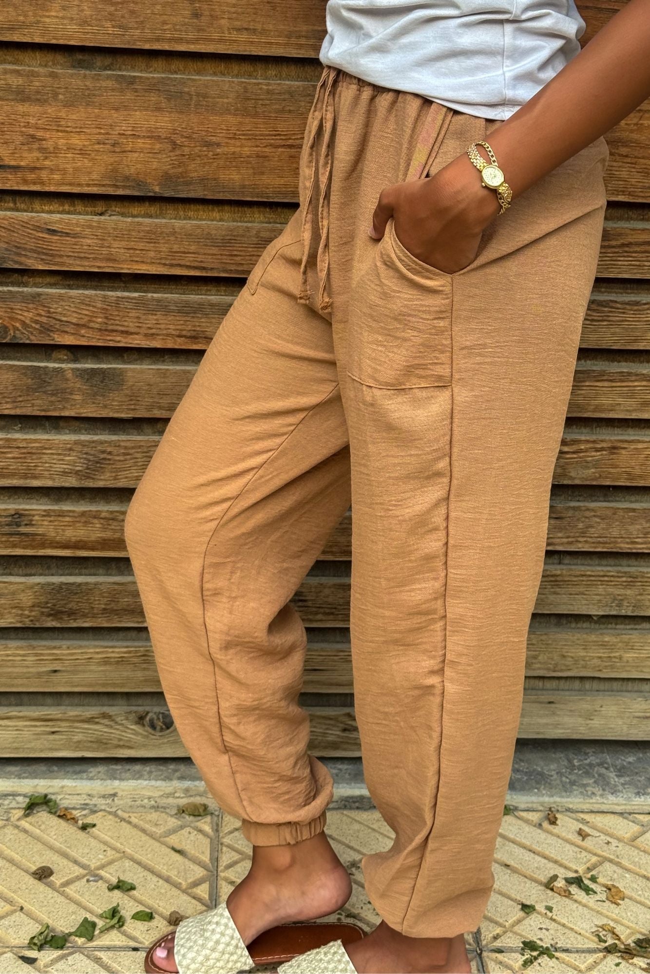Brown Elastic Linen Pants
