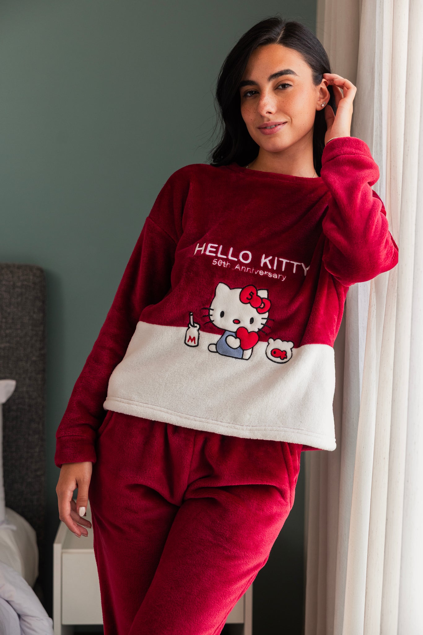 "Hello Kitty" Pajama set