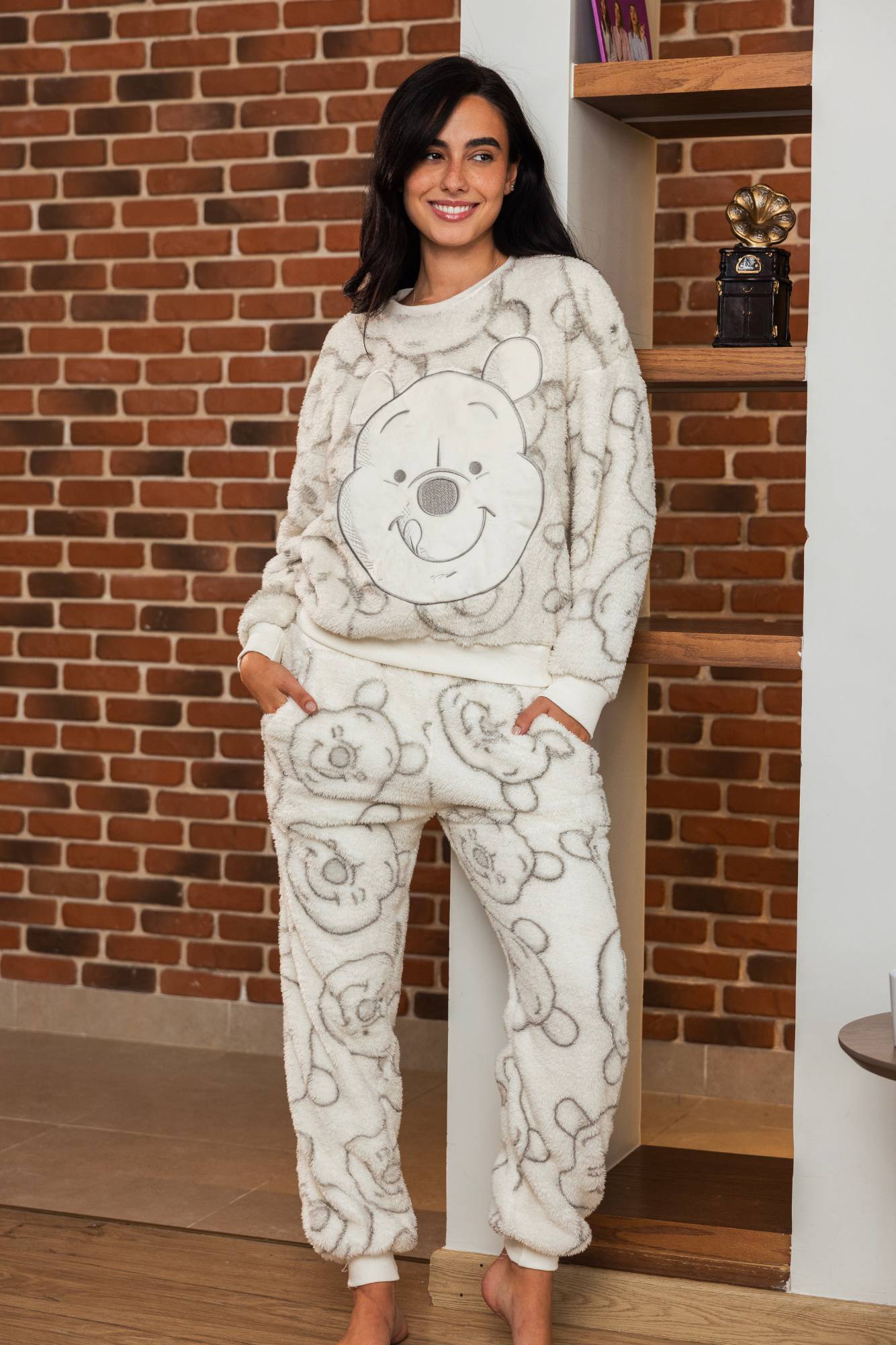 "WINNIE THE POOH" Pajama set