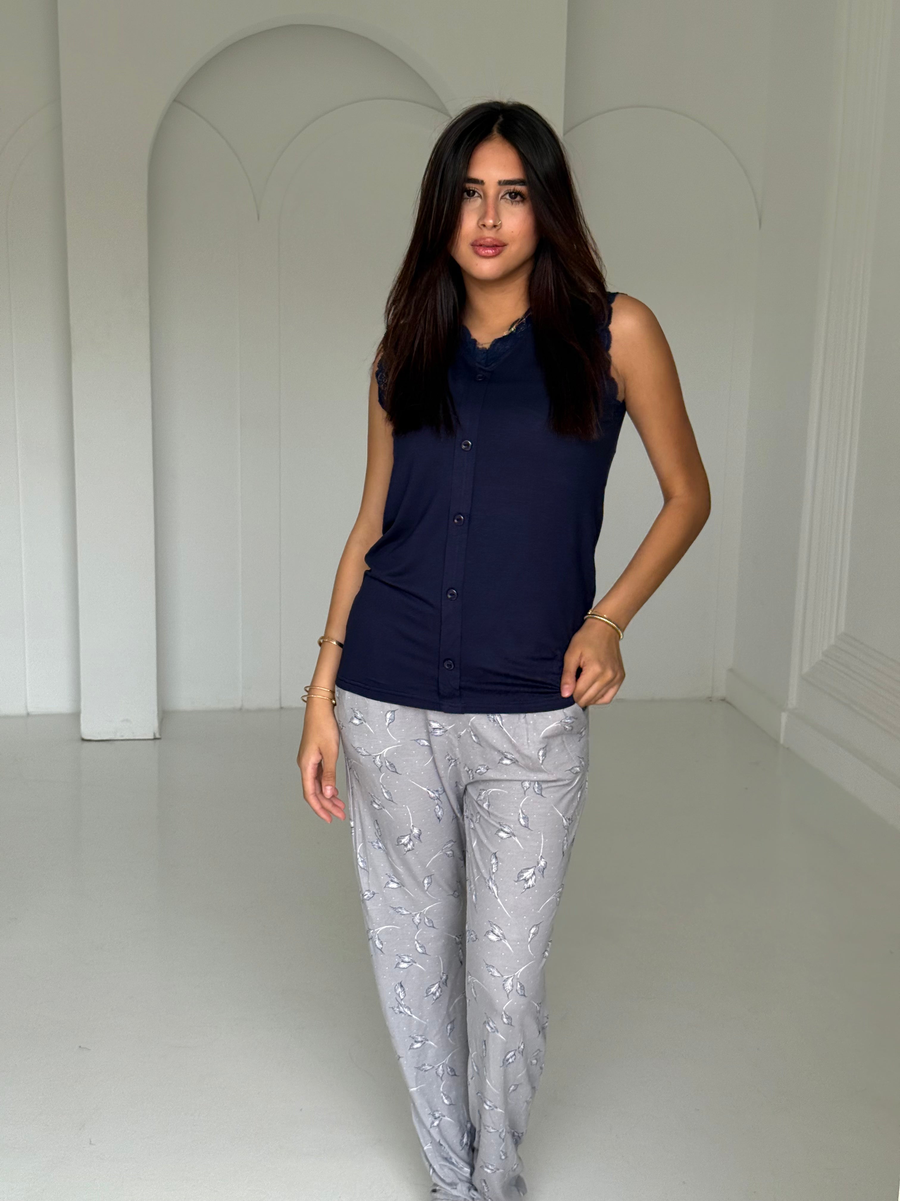 "Dantel Frame" Pajama Set