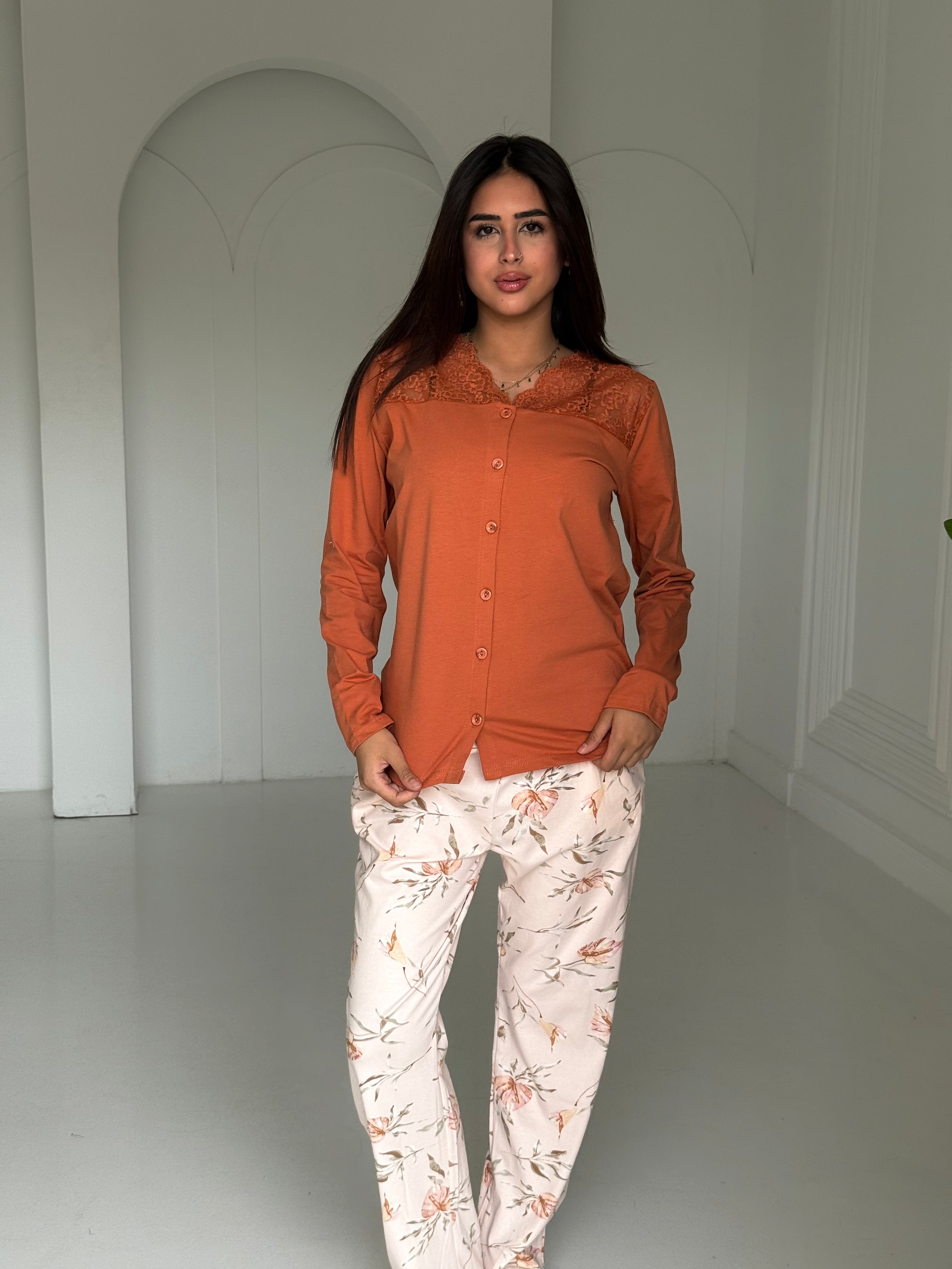 "Dantel Pajama Set"