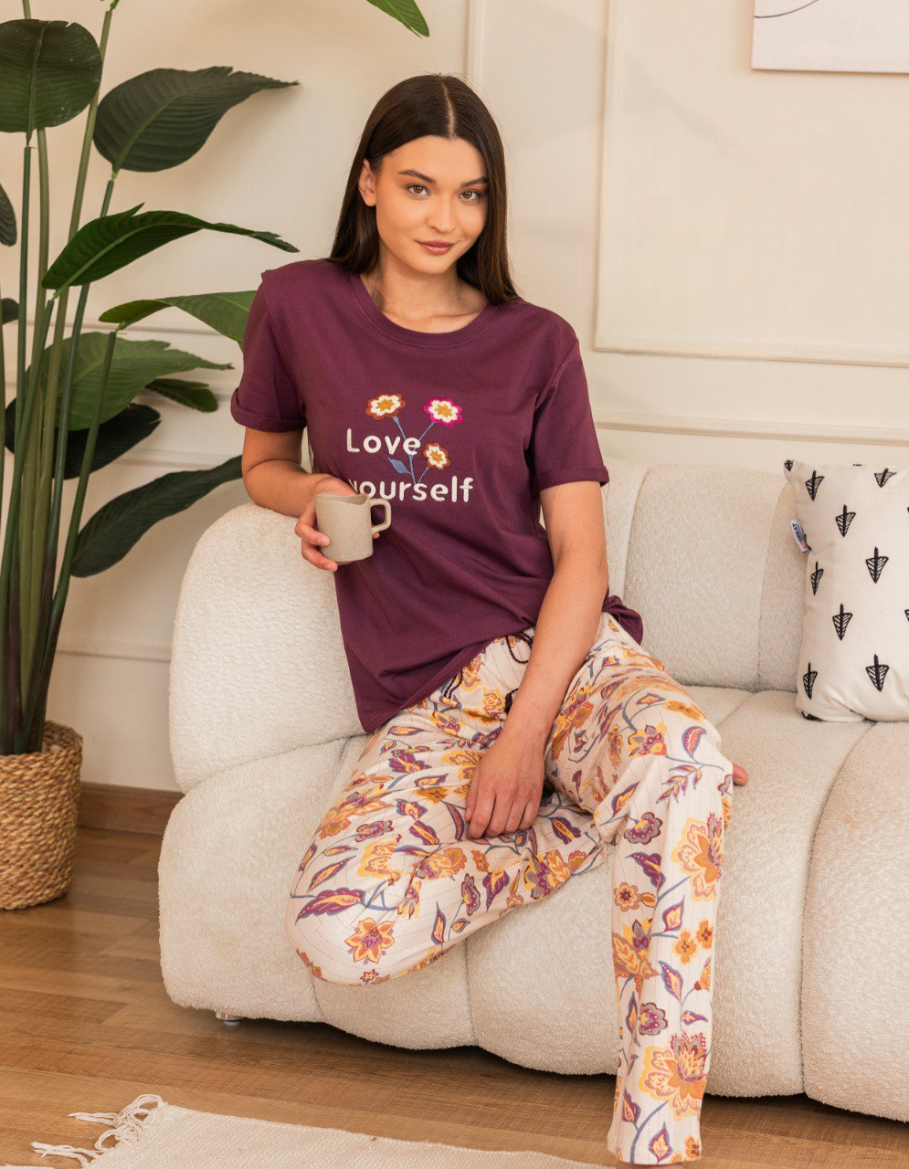 "LOVE YOURSELF" Pajama set