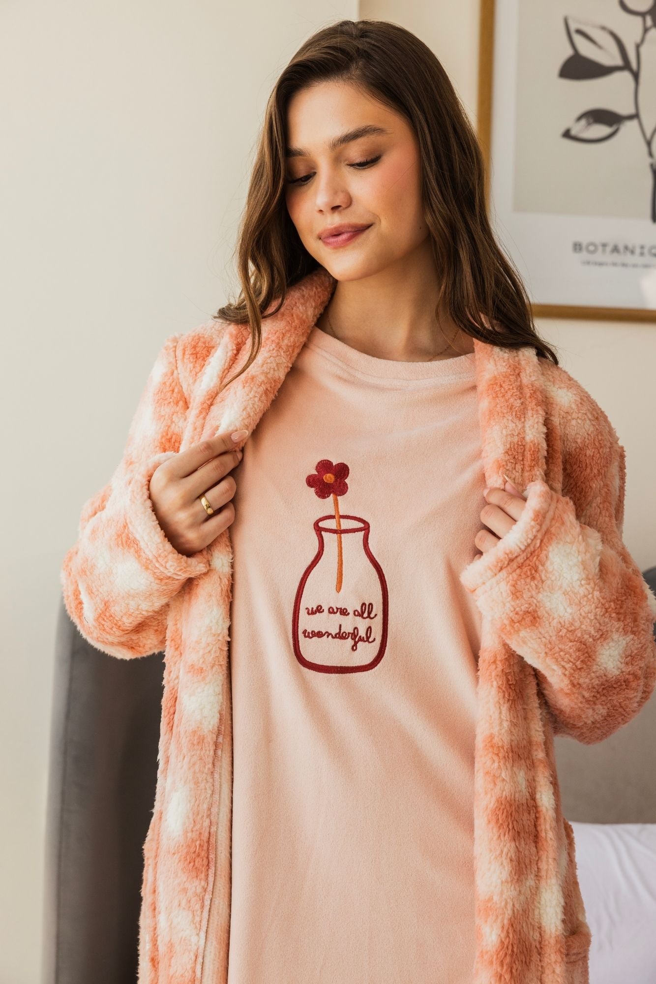 'Wonderful' Nightshirt with robe